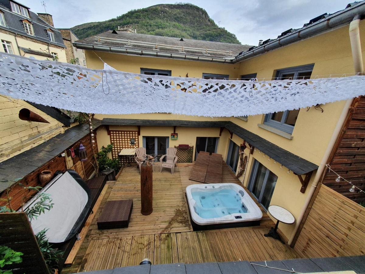 Le Patio De Luchon Bed & Breakfast Bagneres-de-Luchon Exterior photo